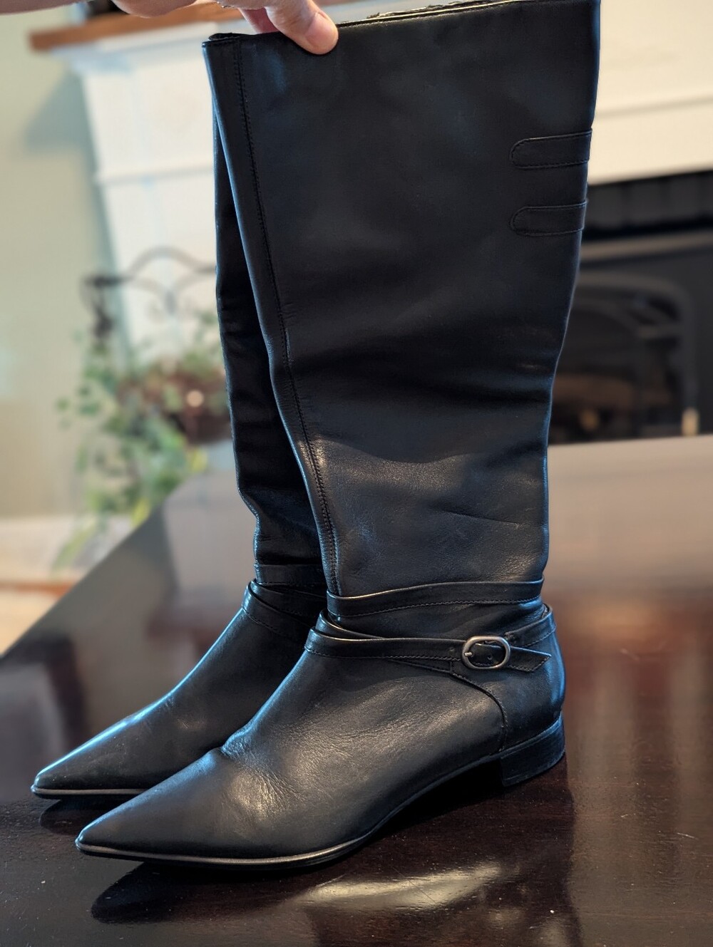 Matisse Presto Brazil 7.5 Black Leather upper Tall Pointed Toe Buckle Strap Boot